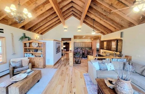 Silver Summit Cabin | Cabin Oasis near Park city