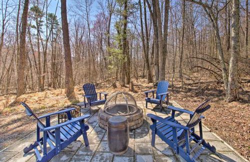 Mathias House | Cabin with Decks and Fire Pit Near Lost River!