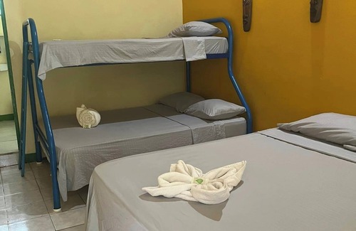 Manzanillo Hotel | Cabinas Manzanillo Caribe Sur CR