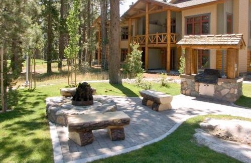 Crooked Pines House | Cabins 21