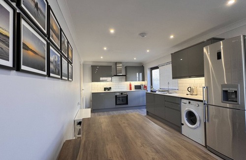 Newborough Cottage | Cae Teg