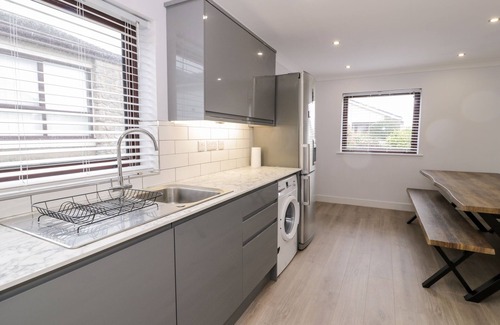 Newborough Cottage | Cae Teg