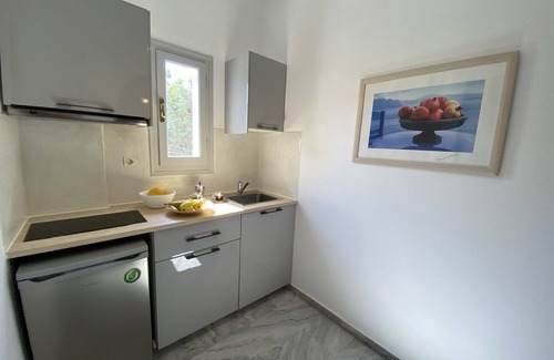 Logaras Hotel | CAELI PAROS by Kostas and Ioanna Studios