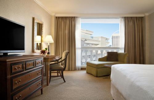 Las Vegas Strip Resort | Caesars Palace Hotel & Casino