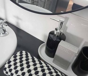 Woree Apartment | Cairns Chic Suite - Motel Room A