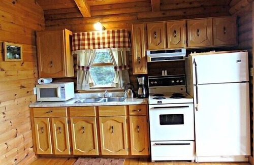 Margaree Forks Cottage | Cajun Cedar Log Cottages 2 Bdrm - Cape Breton Unit1