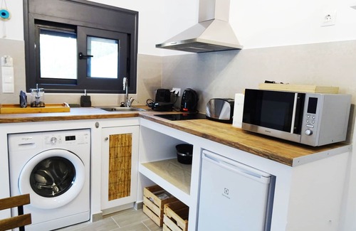 Ixia Apartment | Callas Residence