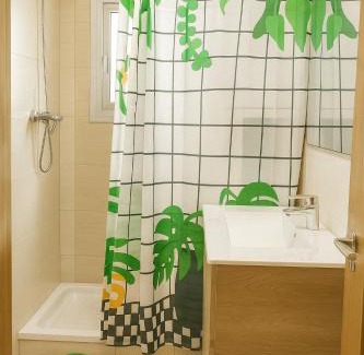Jaen Apartment | Calle lerida, piso a 8mn a pie de la catedral en zona de aparcamiento gratis