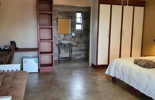 Tsumeb Cabin | Callies Game Lodge Safaris