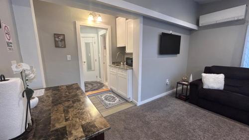 Weymouth Apartment | Calm and Stylish Weymouth Apartment
