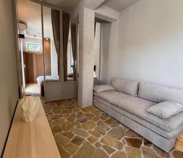 Laigueglia House | Calma e Relax in Laiugueglia, Mare e tranquillità