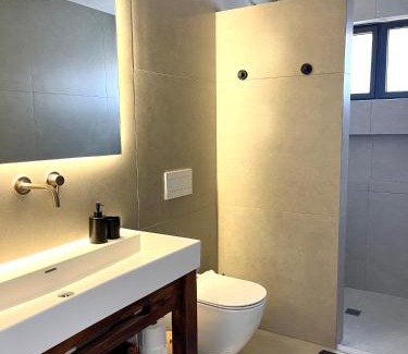 Bruchim Qela' Alon House | Calma Hermon Guest Rooms