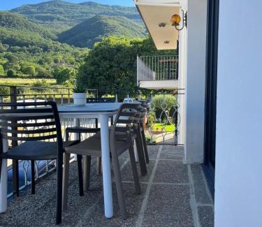 Les Planes d'Hostoles House | Cals Avis de Sau