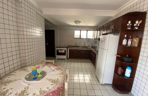 Salinopolis House | Calypso solar building A gated community in Atalaia close to the beach.