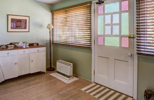 Hyams Beach House | Calypsos Cottage at Hyams Beach