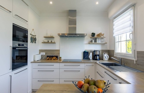 Plouescat House | Cam Louis by Interhome