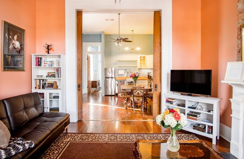 Faubourg Delassize Apartment | Camelback Guest House