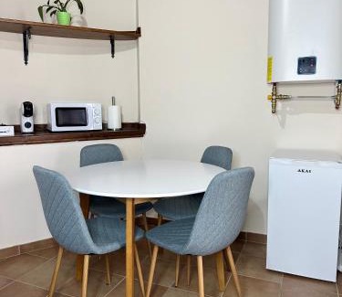 Cavalletto Apartment | Camera Office della Castellina