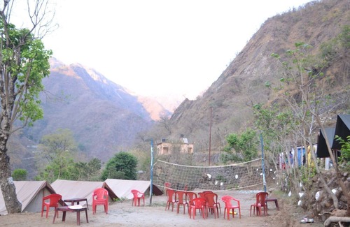 Amkholi RV Rental | Camp Eagle Nest