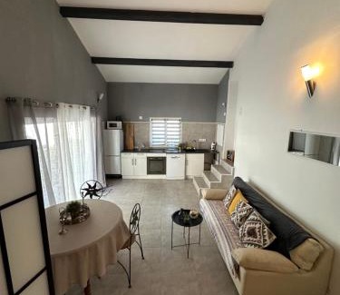 Villetelle Apartment | Campagne Du Sud, 15 min de la Mer