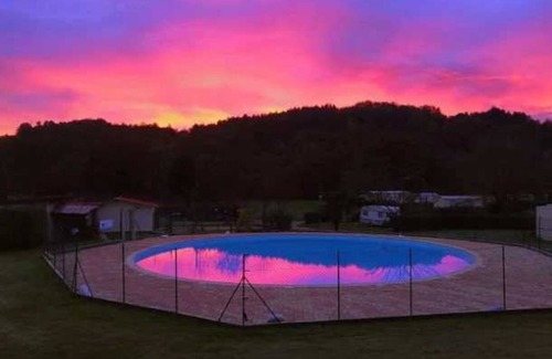 Casties-Labrande House | Camping 3 étoiles - Piscine - eehgee