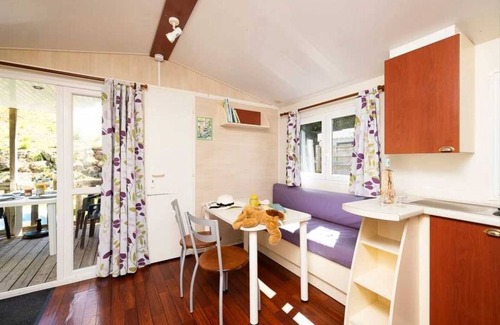Montpon-Menesterol House | Camping 3 étoiles - Piscine - ccba0bd