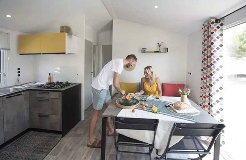 Corcieux House | Camping 3 étoiles - Piscine - ccbaha0