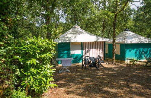 Chauffour-sur-Vell Other | Camping Au Bois Dormant