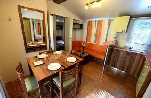 Saint-Rome-de-Tarn House | Camping de la Cascade * - Super Cordelia Mobil-home 32m2 - 3 bedrooms - 5/6 pers. - Television (sam./sam. July and August) 6 persons