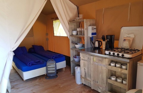 Terwolde House | Camping in luxury. Safari tents for 6 people