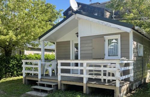 Lacaze Other | Camping Le Jardin - chalets, bungalows et emplacements nus pour des vacances nature le long de la rivière le Gijou