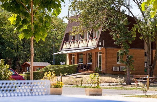 Le Tremblay RV Rental | Camping Paris Est