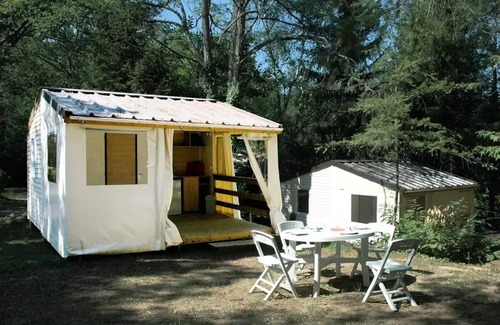 Nabirat House | Camping Ushuaïa Villages les Pialades * - TITHOME canvas mobile home 21m²/2 bedrooms (without bathrooms) 4 people