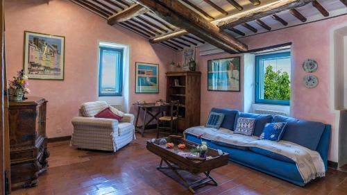 Paciano Villa | Campodalto 8, Emma Villas