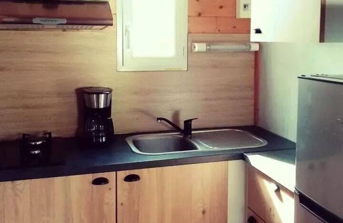 Treguennec Ski Chalet | Campsite Kerlaz * - Chalet L 'ABEILLE 2 bedrooms 29m2 2002 5 persons