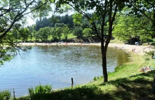 Champagnac-le-Vieux House | Campsite La Chanterelle* - Mobile Home Riviéra 3 rooms 4 people