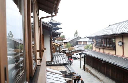 Sannenzaka Ninenzaka House | Campton Kiyomizu