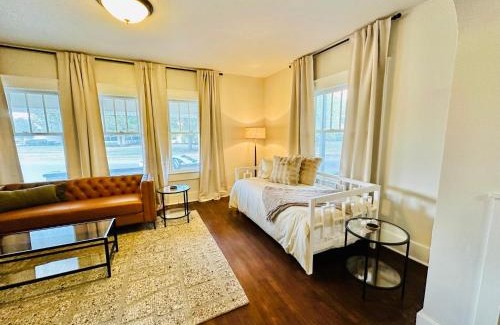 Marion Apartment | Campus Haven