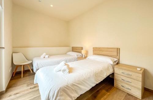 Besalu Apartment | Can Cintet 1- Apartamento en la plaza de Besalú