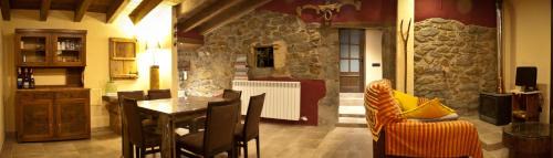 Sant Pere de Torello House | Can Poca Roba