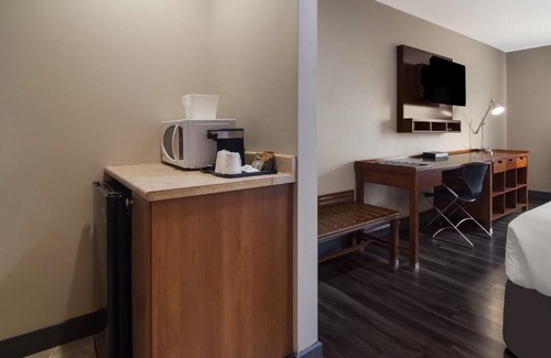 City Centre Hotel | Canadas Best Value Inn & Suites Kamloops