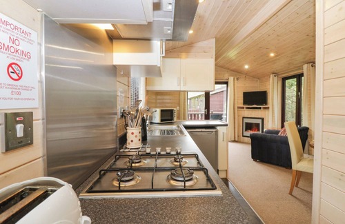 Keswick Cottage | Canadian Cabin No 38