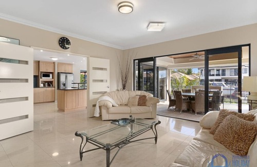 Wannanup House | Canal Escape in Wannanup