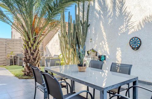 Palavas-les-Flots House | Canal House - Lake View - ParkingAir Conditioning