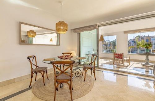 Sotogrande Apartment | Canal View Apt Puerto Sotogrande