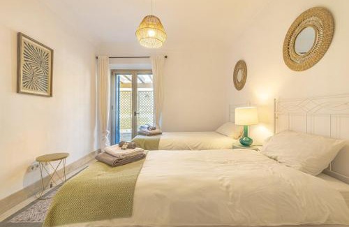 Sotogrande Apartment | Canal View Apt Puerto Sotogrande