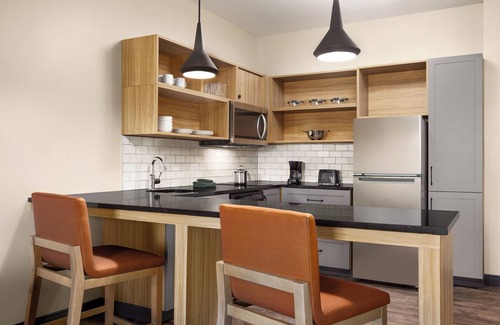 Mechanicstown Hotel | Candlewood Suites Middletown Goshen by IHG