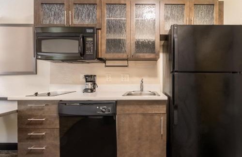Parkrose Hotel | Candlewood Suites Portland Airport by IHG