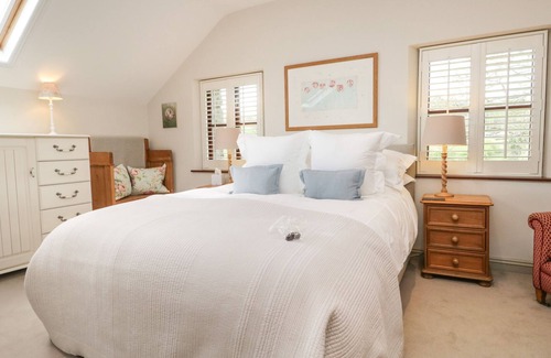 Newland Near Ulverston Cottage | CANDLEWYCK, pet friendly, character holiday cottage in Ulverston