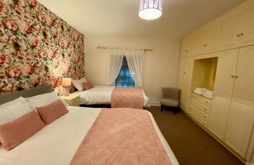 Drumshanbo House | Canice Mooney Self Catering Holiday Home